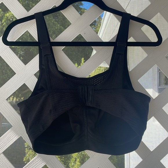 Glamorise Sport No-Bounce Wirefree Camisole Sports Bra - Picture 4 of 12